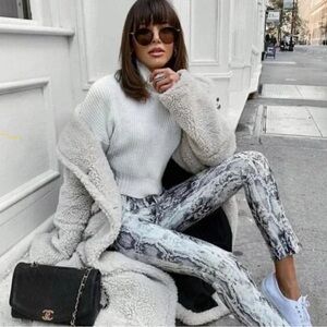 ZARA snake skin skinny pant M waist 32”